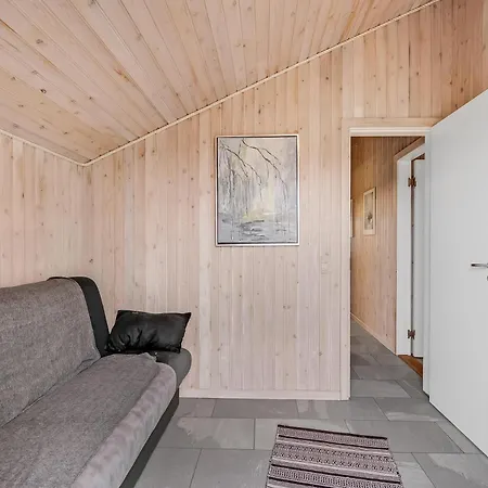 Cozy With A Large Enclosed Terrace * ヴィデ・サンデ
